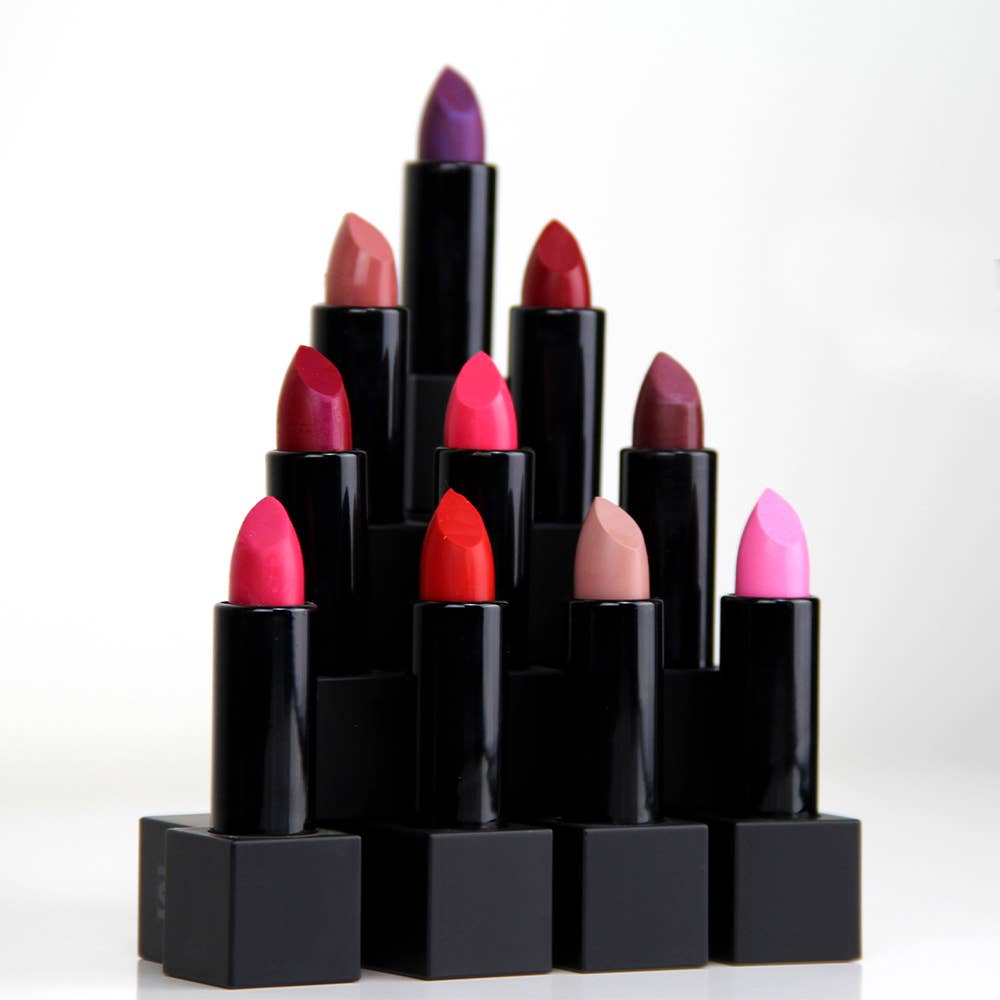 Delfy Velvetly Matt Läppstift - Magenta